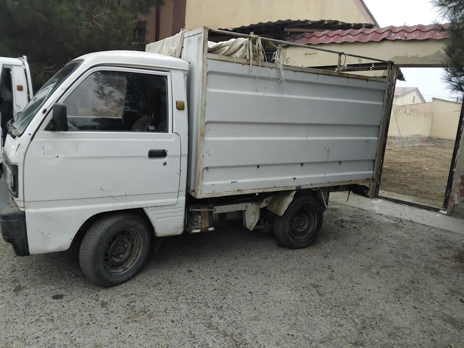 Labo srochna sotiladi