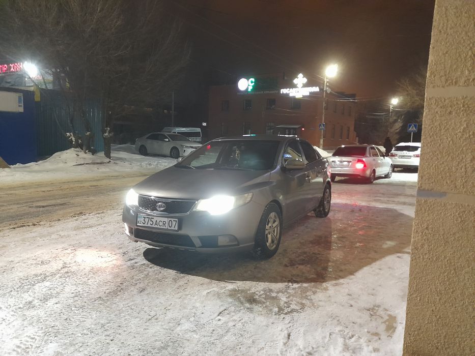 Кия церато 2012 Газ,бензин