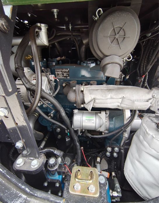 Багер Kubota Avator SW25