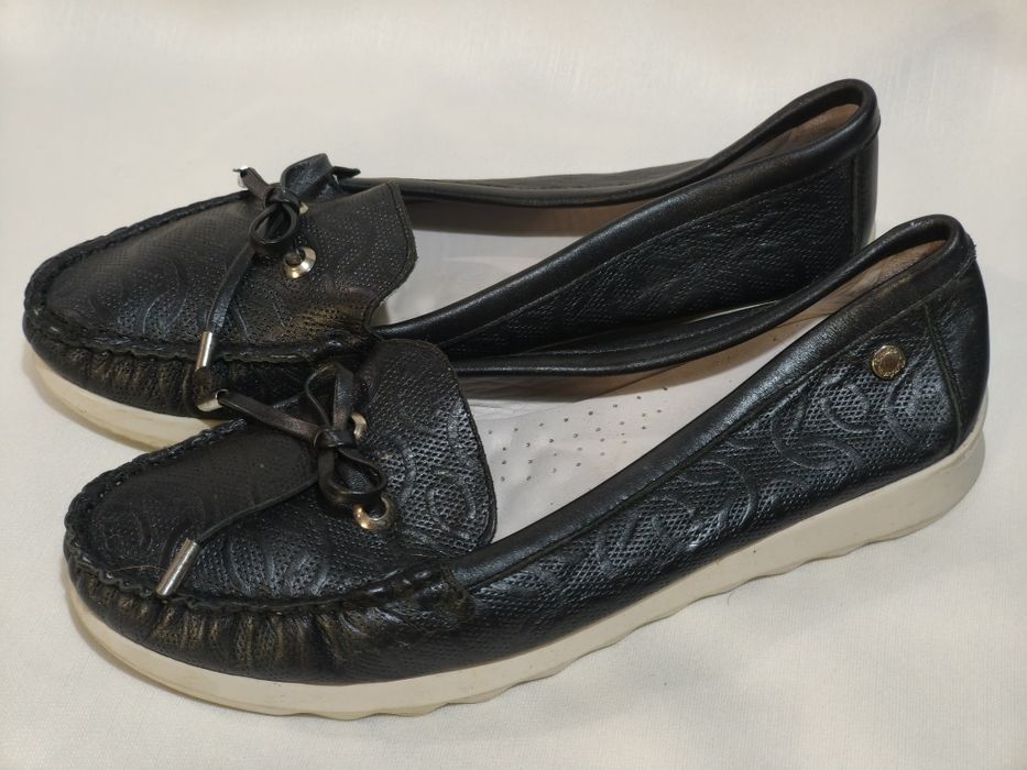 Bata, обувки естествена кожа, номер 39