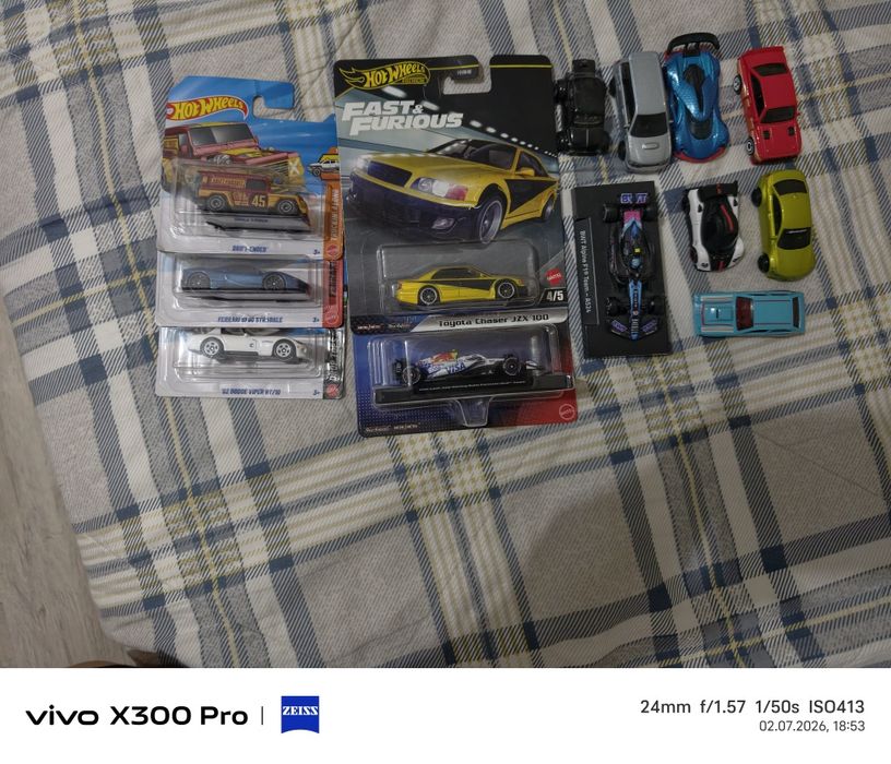 Hotwheels машинки