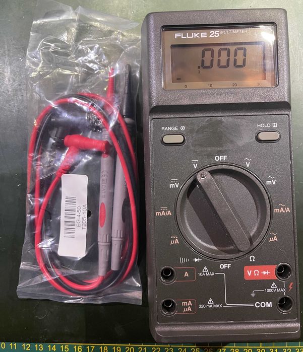 Мултимер FLUKE 25
