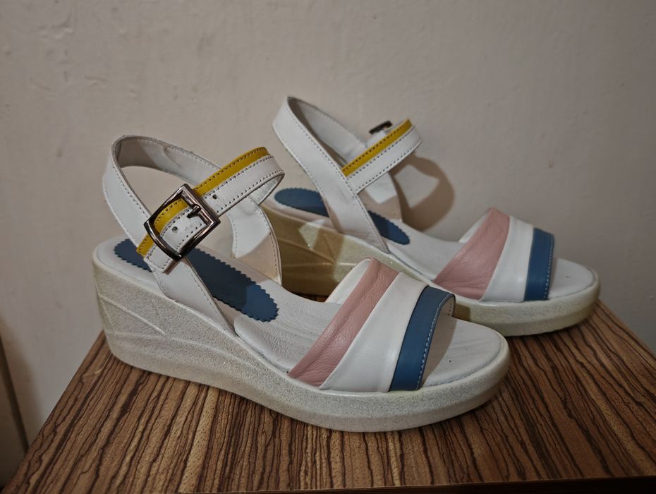 Разпродажба Нови обувки 38 размер Естествена кожа и еко кожа