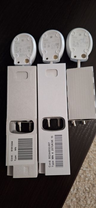 Încarcatoare 3 buc.Periută De Dinți Electrica Oral B, alb