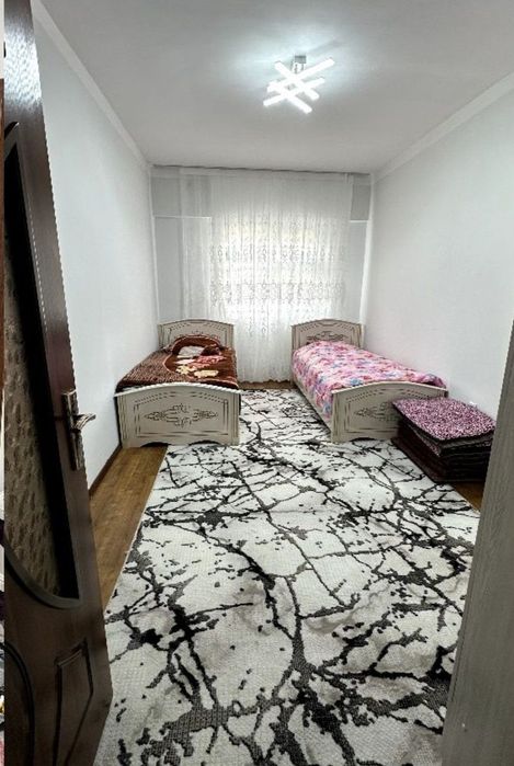 Qorasaroyda bezmakler kvartira oilaga uzoq muddatga