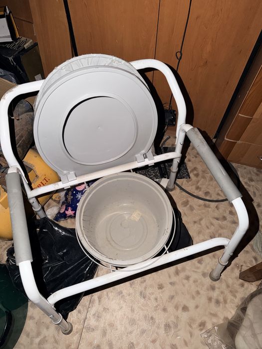 Кресло туалет для инвалидов