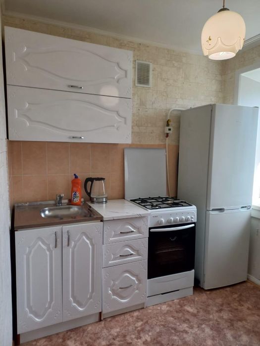 Сдам 1 комнатную длительно