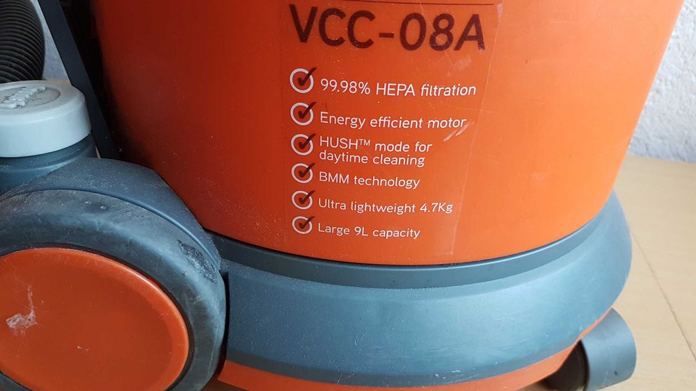 Прахосмукачка VAX VCC-08A