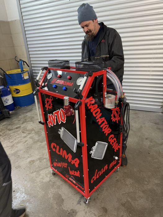 Машинна промивка радиаторче на автопарно