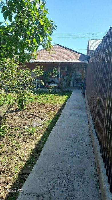 Продается дом в городе.