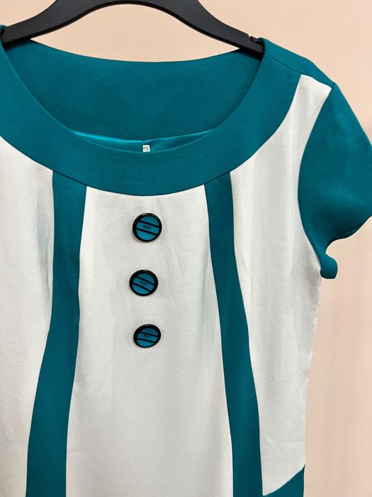 Двойка костюм с платьем