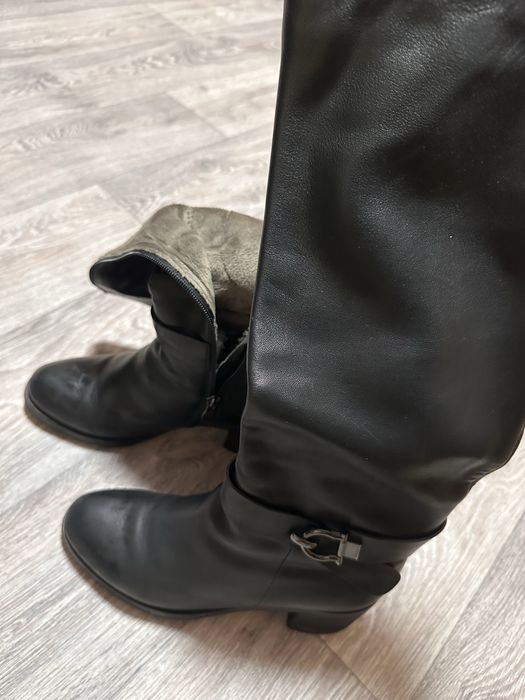 Продам длинные сапоги