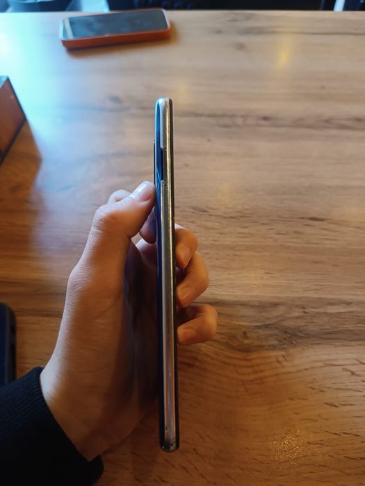 Продам редми нот 8 про