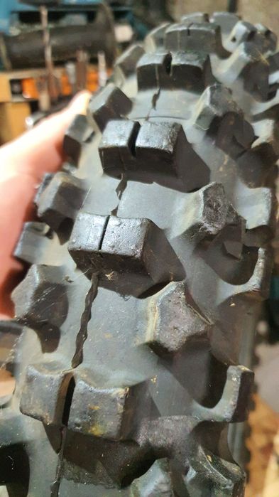 90 90 14 Mitas / R14 cross