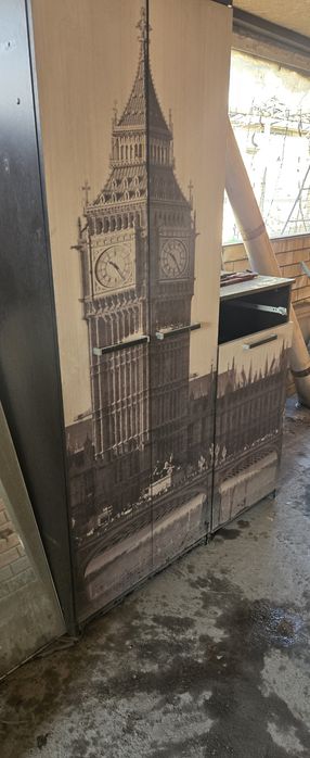 Шкаф для прихожий.