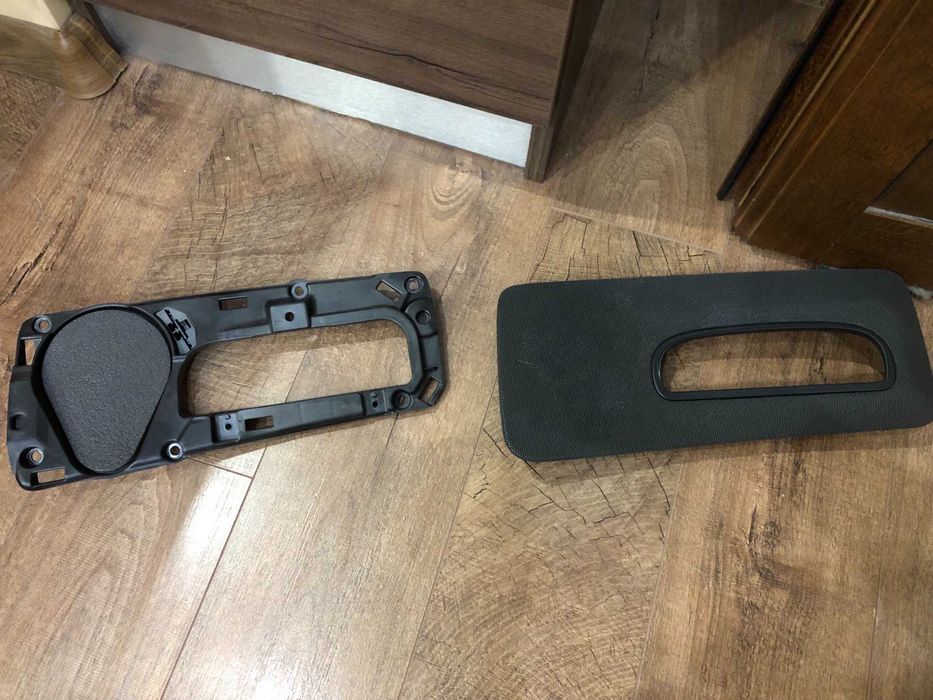 Оригинална фабрична навигация Volvo S80 P3 медия, панел, дистанционно