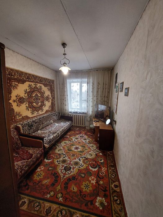 Продам квартиру 4 комнатную