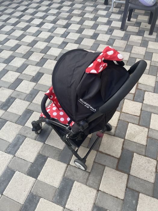 Carucior copii Minnie Mouse compact