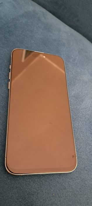 Telefon frumos nefunctional