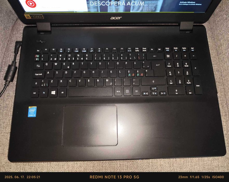 Acer Travelmate P276, 17inch, baterie noua, I5, 8Gb, 128Gb SSD+1TB HDD