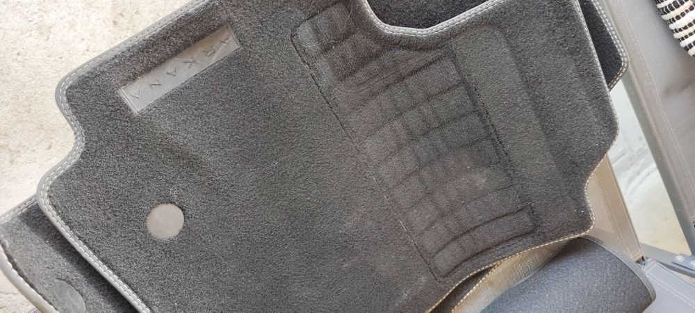 Preșuri Renault Arkana originale