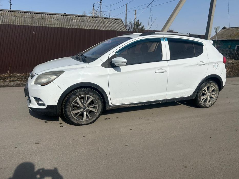Продам  машину Lifan x 50