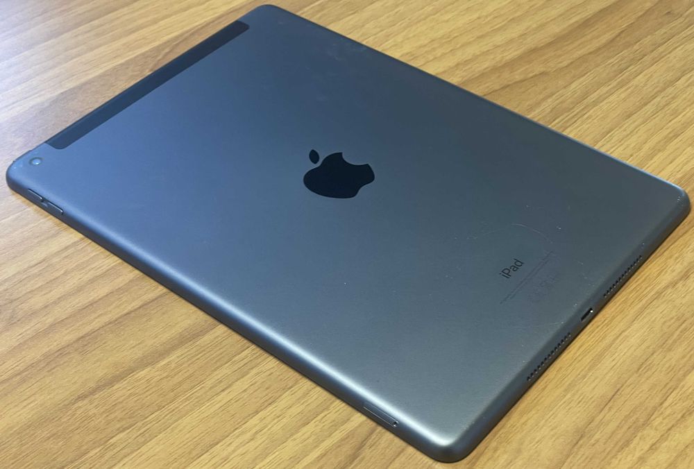 iPad 7 Cellular 32GB 4G - А2198