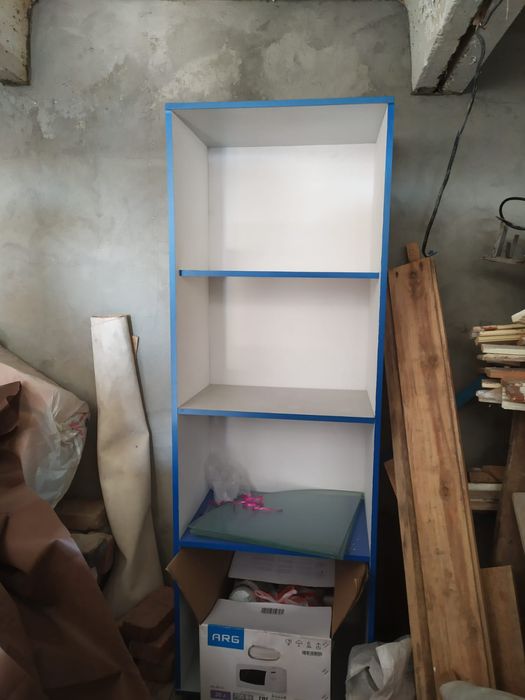 Продам торговое оборудование.