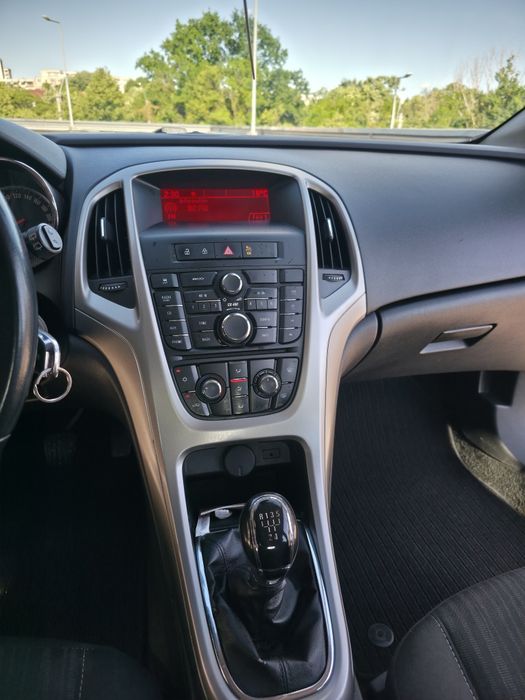 OPEL Astra 2012 — imagine 5