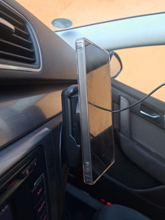 Volkswagen suport telefon magnetic magsafe pentru vw carkit
Ofer predare personala in zon