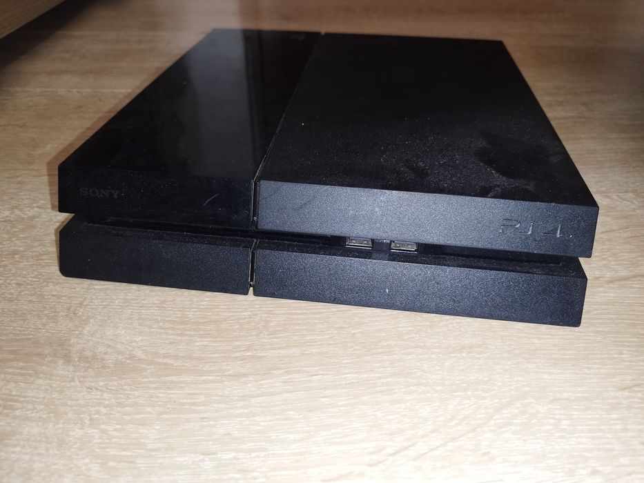 PS4 pt piese defect