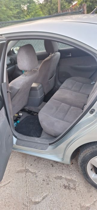 Vand sau dezmembrez mazda 6 1.8 benzina