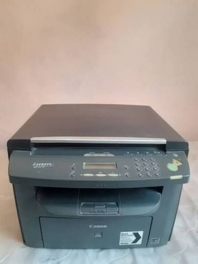 Canon i-SENSYS MF4018.