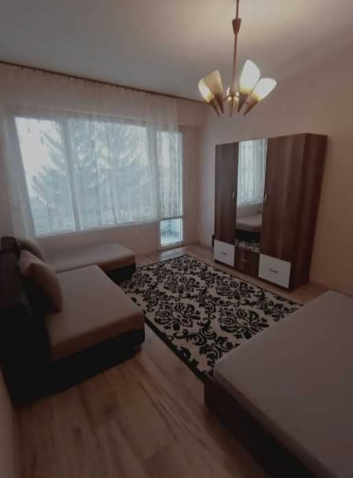 Дава се под наем Тристаен апартамент в София, Център - 62 кв.м за 435 € - Снимка #1