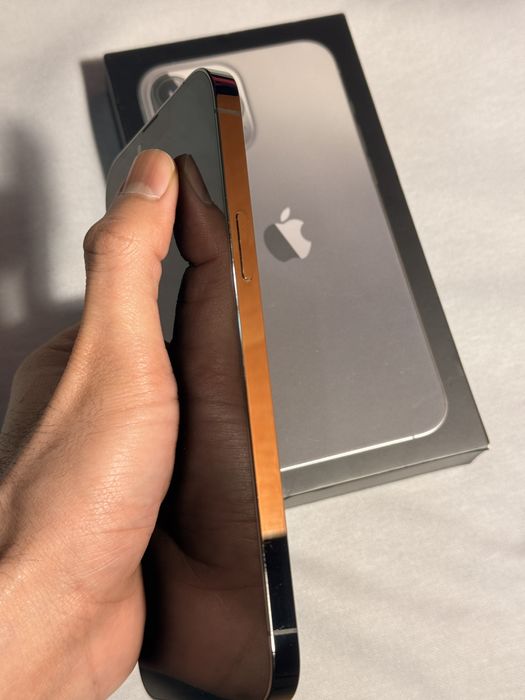 iPhone 13 Pro Max 256 ГБ Графитово-черный