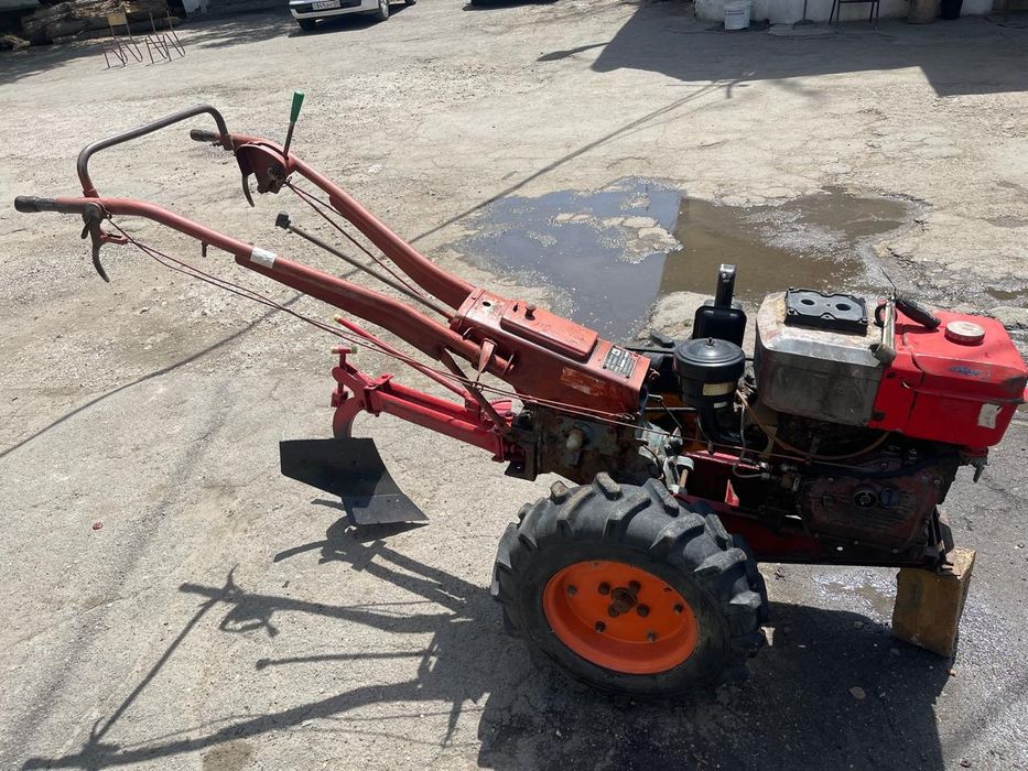 Пррдаеься мотоблок