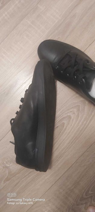 Pantofi  nr 40 din piele