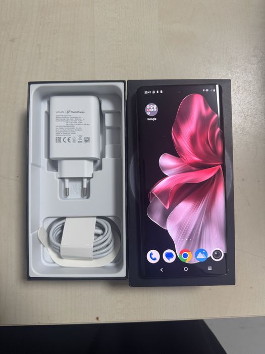 смартфон Vivo V30e