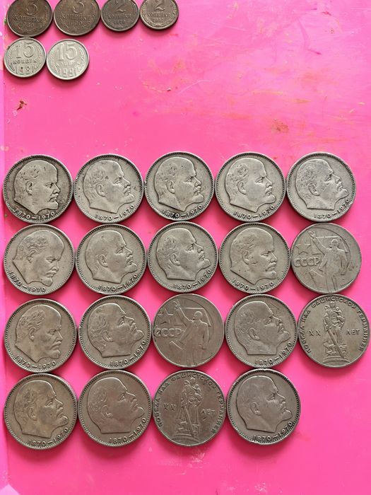 Продам монеты