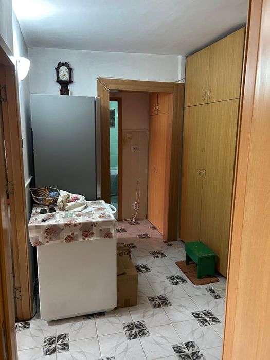 Apartament decomandat Rovine