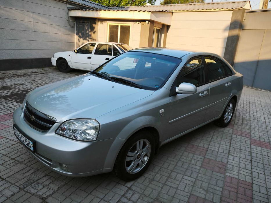 Ласетти 1,8 2009 г