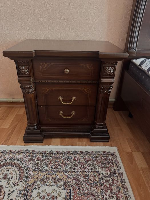 Спальный гарнитур