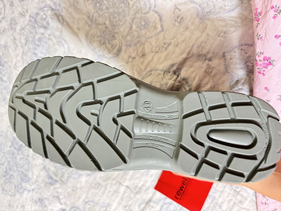 Продам ботинки мужские кожаные NIRO