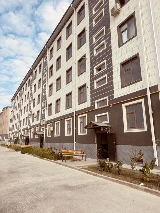 Кизилтепа постгайи олдида дом