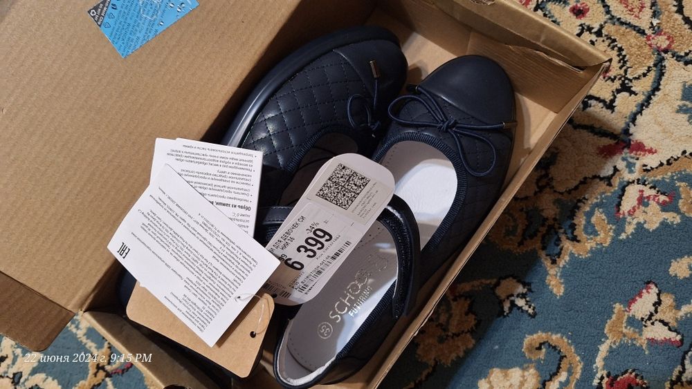 Продам сандалии и туфли для школы