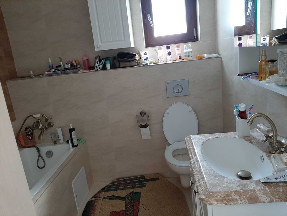 Casă primitoare Tunari