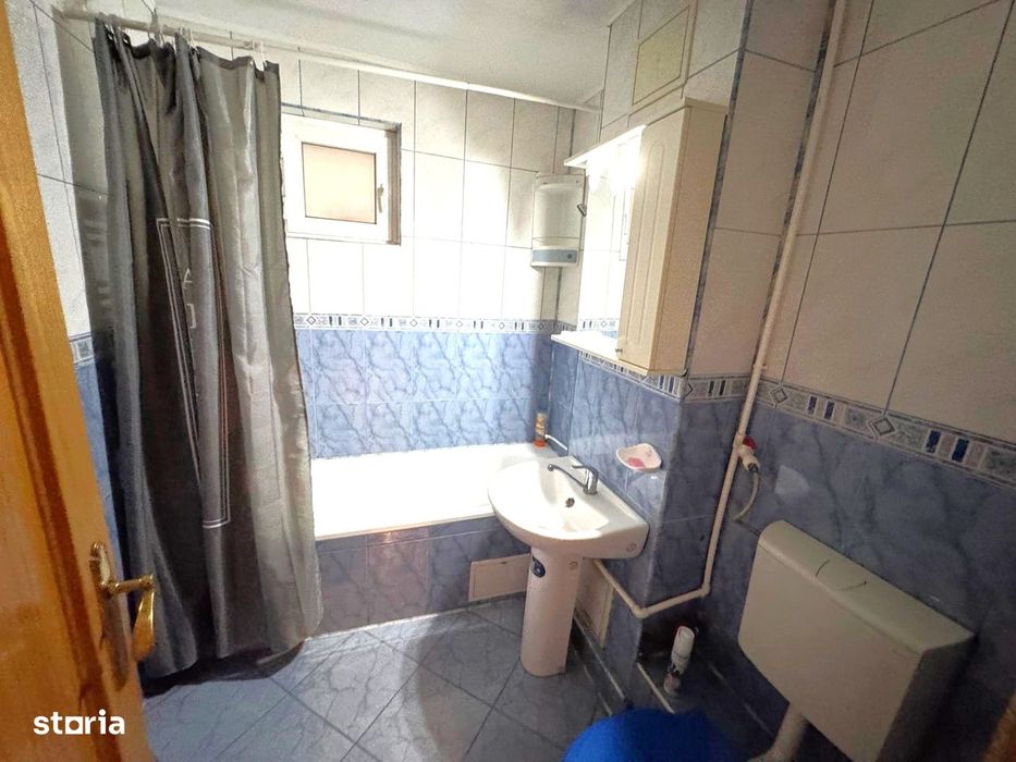 73.5oo euro, NEGOCIABIL, 2 camere decomandate, Micro21