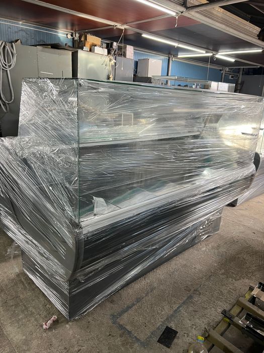 Vitrina frigorifica pentru produse proasptete