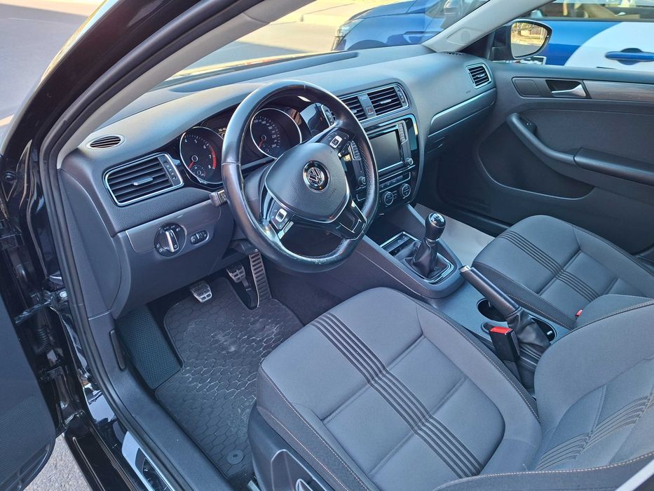 VOLKSWAGEN Jetta 2017 — imagine 4