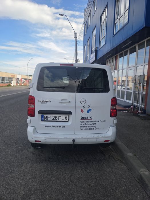 Opel Vivaro 2020 • 2.0 Diesel • 110 CP • AutoutilitarăOpel Vivaro 2020 • 2.0 Diesel • 110 CP • Autoutilitară
Vând Opel Vivaro, an 2020, în stare foart